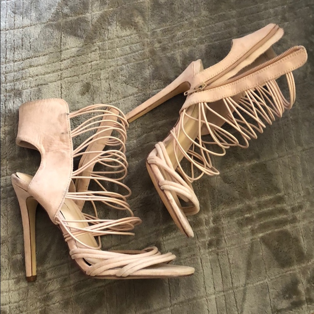 BRAND NEW NUDE HEELS